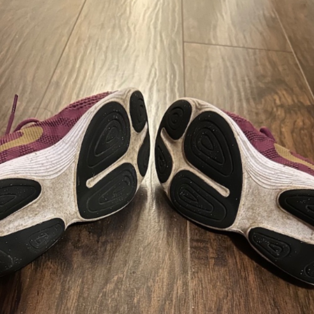 Nike shoes - Picture 7 of 7